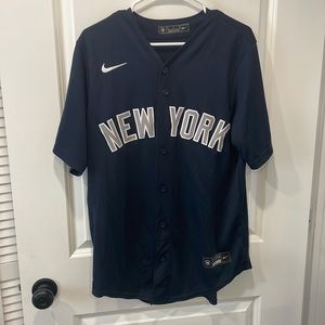 New York Yankees medium jersey